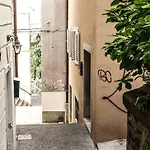All'angolo