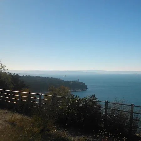 Holiday home Casa Vacanze All'angolo